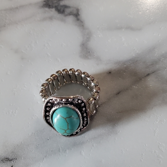 Turquoise Stone Silver Tone Stretch Ring 💥3 for $24💥 - Picture 8 of 12